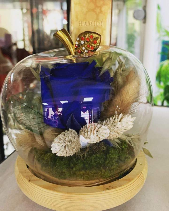 Vente rose artificielle Saint-Denis