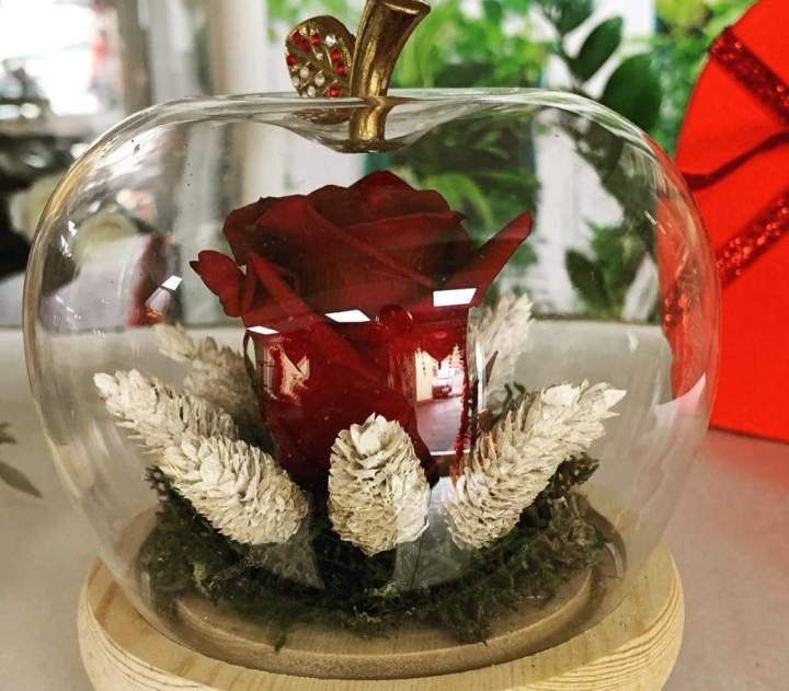 Composition fleurs artificielles Saint-Denis